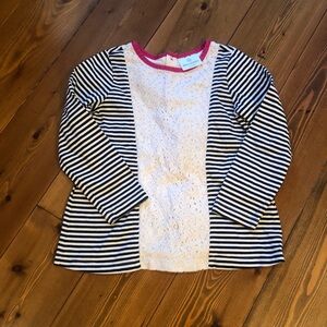Hanna Andersson Long sleeved T shirt Stripe Lace Split back Girls 5-6. 110